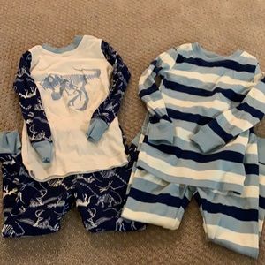2 Sets of Toddler Long Sleeve Pajamas